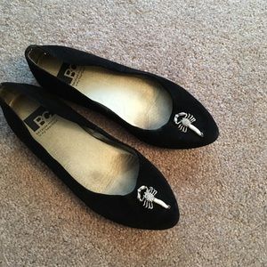 Women’s black flats, Size 7